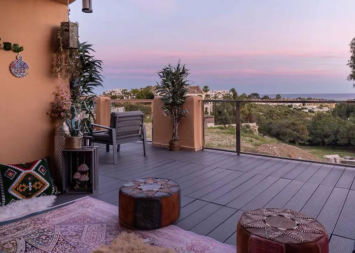 Al Fattah Luxury * 에스테포나