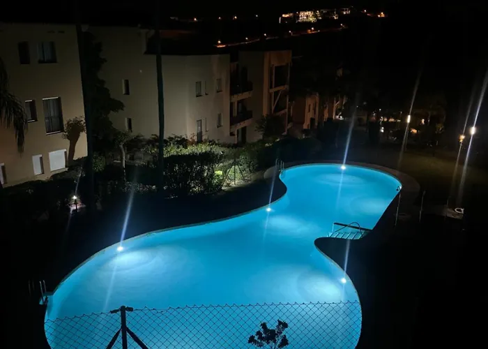 Al Fattah Luxury Apartamento